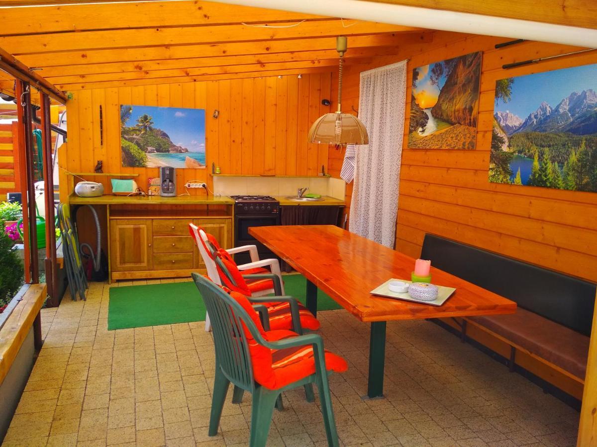 PEPASÓWKA Chatka Puchatka Łukęcin Exterior foto